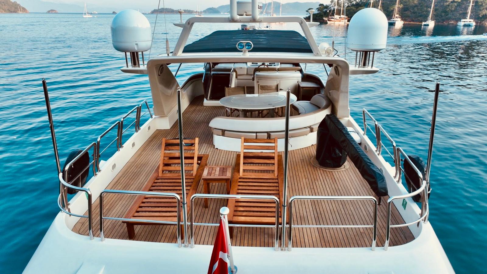River Azimut 85 (1)